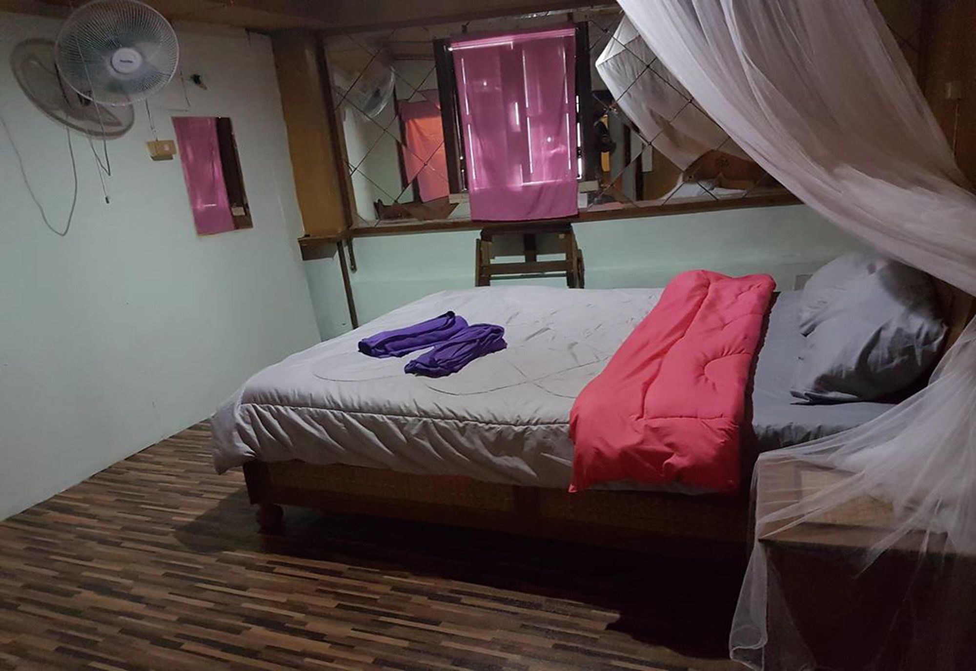 Bar 184 Party Hostel (Adults Only) Chiang Rai Zewnętrze zdjęcie
