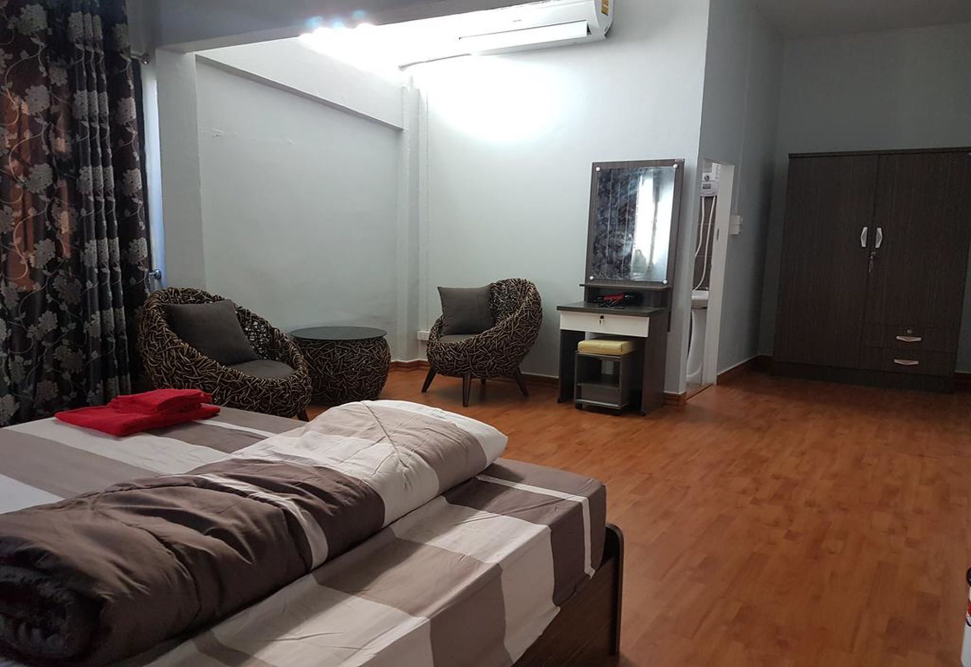 Bar 184 Party Hostel (Adults Only) Chiang Rai Zewnętrze zdjęcie